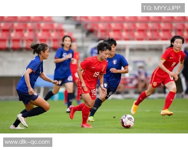 足球明星加盟日本联赛引发热潮球迷期待新赛季精彩表现